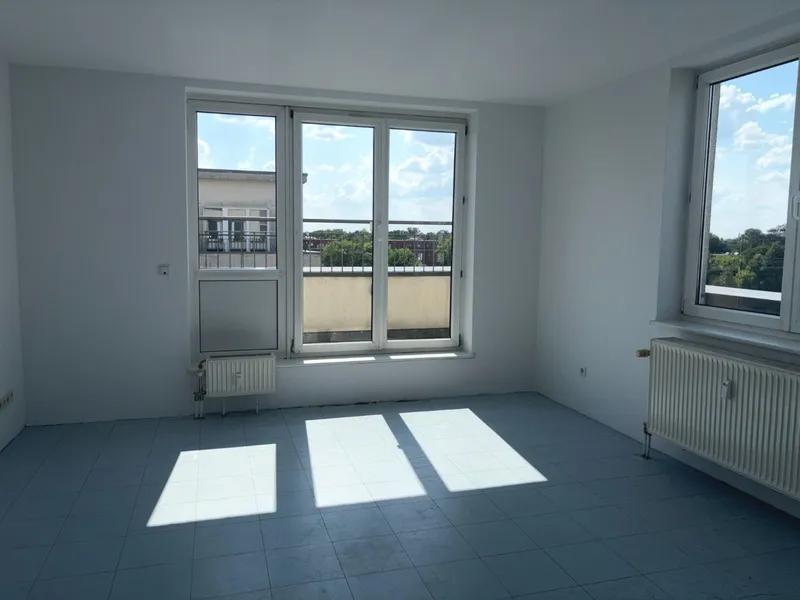 Lichtdurchflutete Familienwohnung mit Blick auf die Spree! — photo 1